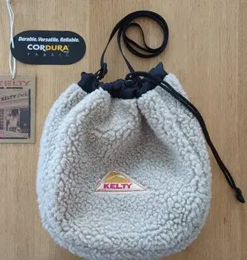 보아 숄더백 아이보리