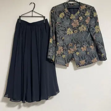 긴자 매기 셋업, 포멀 슈트 상하의 스커트 수트 장미 플레어