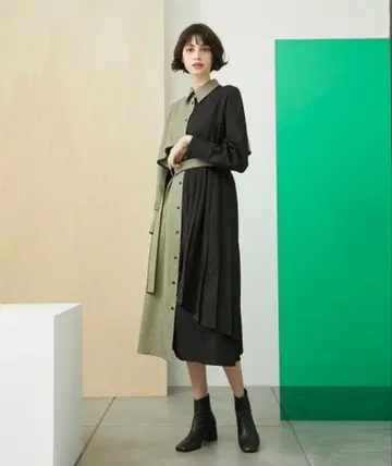 UNITED TOKYO 파이핑 플리츠 원피스