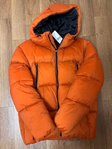 GU 후드 부착 오렌지 다운 자켓 미사용품