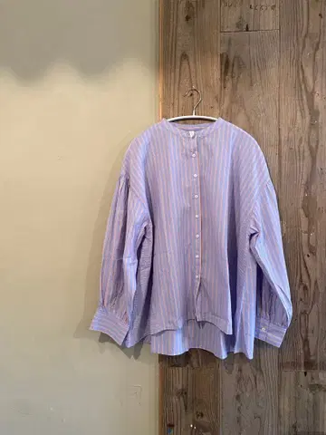 나의 방 연보라와 핑크 스트라이프 긴팔 셔츠 캐틀 세존