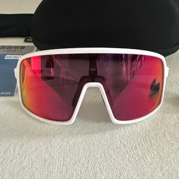 OAKLEY SUTRO S 새상품급 노즈 패드 교환 있음