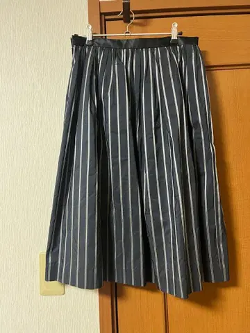 유나이티드 애로우즈 스트라이프 안감 개더 스커트 사이즈:40