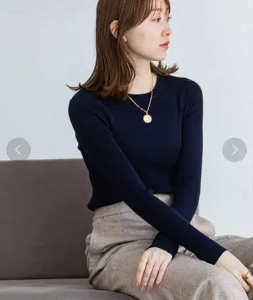 노블 리브 크루넥 니트 다크 네이비