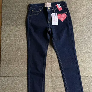 에드윈 C-SEVENTEEN 슬림 레그 청바지