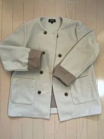 A.P.C. 아이보리 자켓 S 사이즈