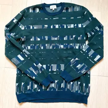 Calvin Klein 기하학 니트 온워드 카시야마