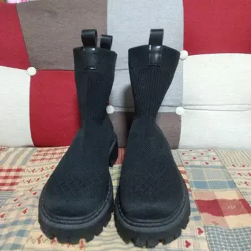 블랙 니트 숏부츠