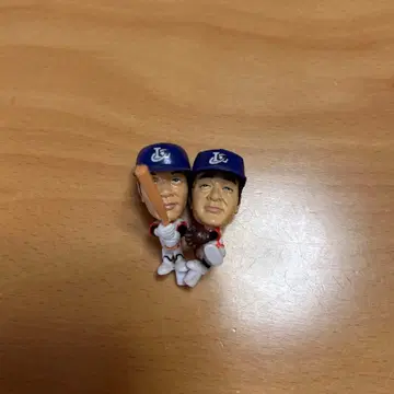 야구 선수 피규어 2체 세트