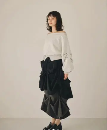 [ NOTREemor ] waist shape tuck trainer