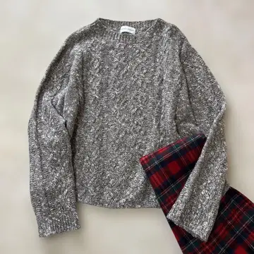 휴먼 우먼 울 코튼 케이블 니트