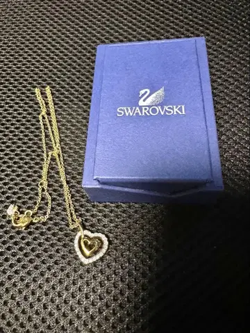 Swarovski 하트형 목걸이