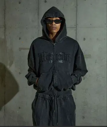 [ 완판템 ] ANDER HUNK 데미지 오버다이 지퍼 후드티