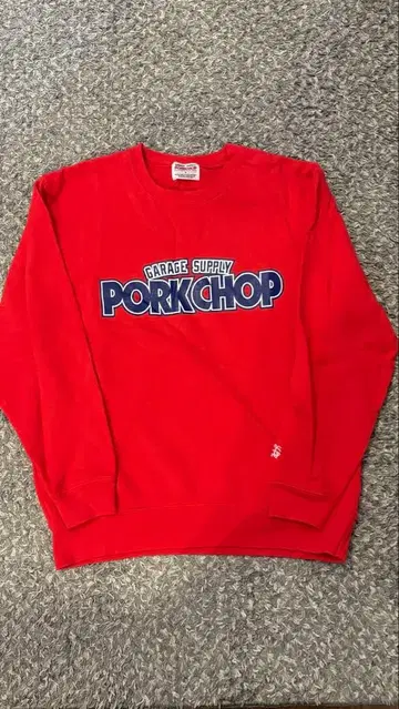 포크찹 맨투맨 M 새상품급