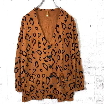 ROYAL PARTY 플로키 프린트 레오파드 니트 가디건 38