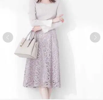 프로포션 바디 드레싱 플라워 리본 케미컬 레이스 플레어 스커트