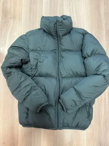 UNIQLO U 다운 자켓 S 사이즈