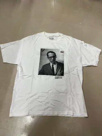MARTIN DAVIS 사진 프린트 T셔츠 XL 화이트