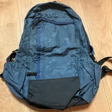 네이비 심플 백팩