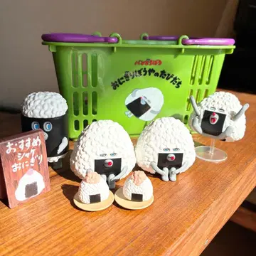 [새상품급] 빵도둑 오니기리보우야의 여행 피규어 세트