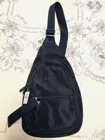 새상품, 택 포함 빅토리아 시크릿 바디백 백팩