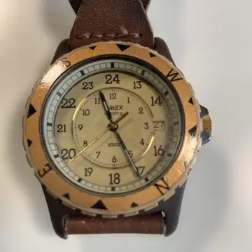 Timex 아날로그 시계 브라운 가죽
