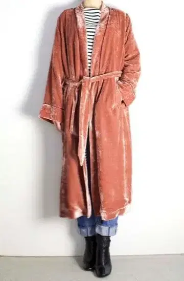 구제 의류 MADE IN HEAVEN 벨로아 키모노 가운 블랙 벨벳