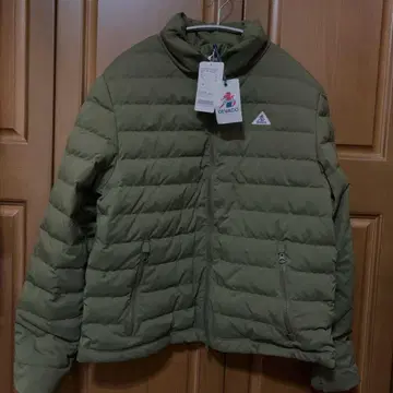 새상품 GEVACO  컴팩트 라이트 다운 자켓