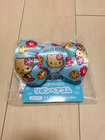 훼미리마트 한정판 리본 머리끈 디자인H 헬로키티