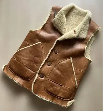 [ 레어템 ] dan genten 단겐텐 무스탕 베스트 토르그 버튼