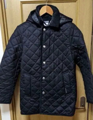 [ 새상품급 ] UA 별주 Mackintosh 퀼팅 자켓 블랙