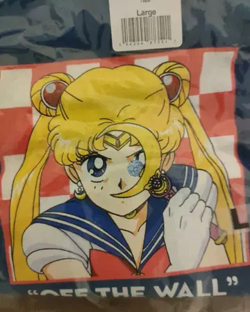 VANS 세일러문 L 사이즈 T셔츠