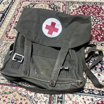 레어 60s 유고슬라비아군 메디컬 백 밀리터리 빈티지