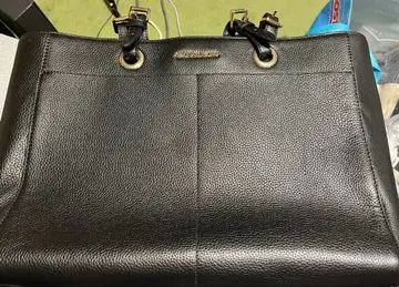 [ 마이클코어스 ] 블랙 가죽 토트