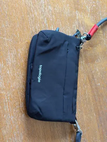 topologie 블랙 사코슈