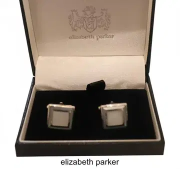 elizabeth parker 엘리자베스 후드티 새상품 커프스 3