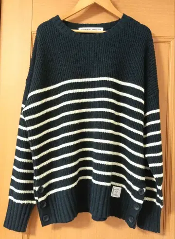 KEY MEMORY KAMAKURA 스트라이프 니트 스웨터