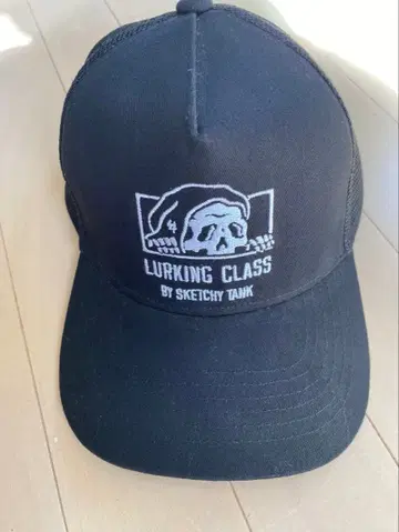 LURKING CLASS 메쉬 캡