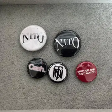 KEIJU 굿즈 캔 배치