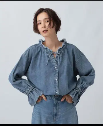 렙심 LEPSIM 데님 프릴 블라우스 케미컬 블루
