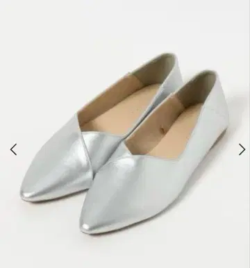 새상품 GLOBAL WORK 실버 펌프스 L ( 24~24.5cm )