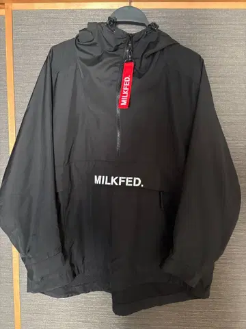 MILKFED. 블랙 후드 자켓 밀크페도엑스걸