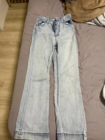 SLY JEANS 라이트 블루 스트레이트 데님