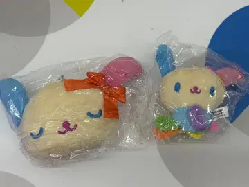 산리오 우사하나 봉제 인형 키링 가챠 슬픈 앉은 모습