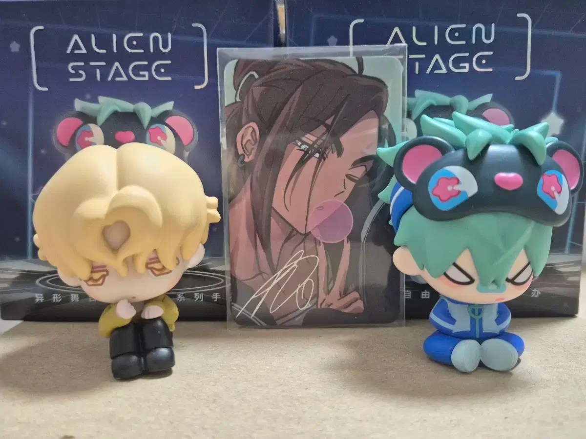 Alien Stage A.S.T.A. Lewa Figure