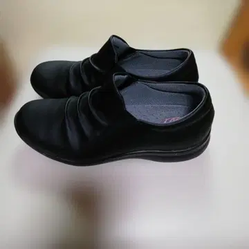 블랙 슬립온 슈즈