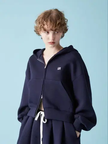 FURFUR 로고 자수 집업 후디