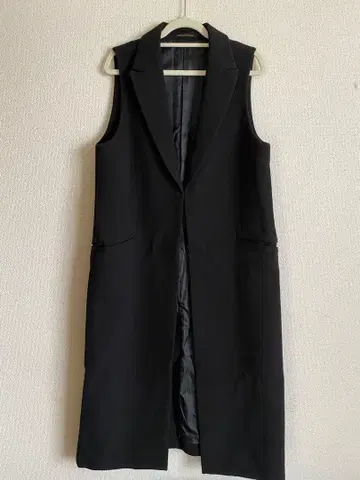 밴야드 스톰 블랙 슬리브리스 롱 베스트 사이즈 0