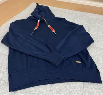 BLUE LABEL 스웨터 후드티