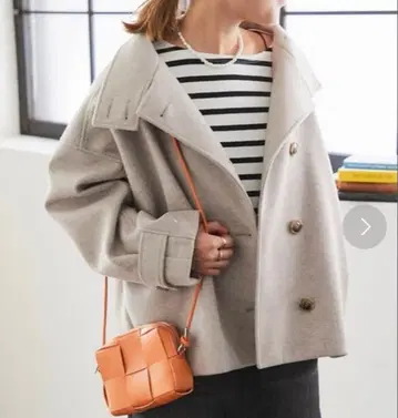 un dix cors 앤디콜 숏 스탠드 코트